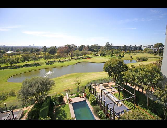 3 BEDROOM APARTMENT FOR SALE IN HOUGHTON ESTATE
